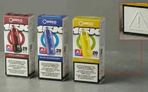 Drei OPRO 15K Vape-Boxen in Rot, Blau und Gelb. Achten Sie auf Details, um palm angels fake erkennen zu können.