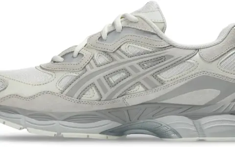 Asics Gel NYC Damen Sneaker in hellem Grau. Ein stylischer Schuh für jeden Tag.