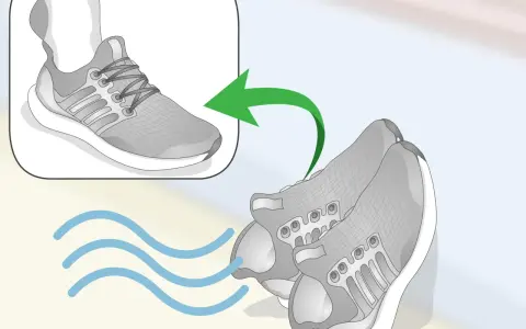 So werden deine adidas ultra boost gewaschen: Ein Fuß im Schuh, dann trocknen sie an der Luft.